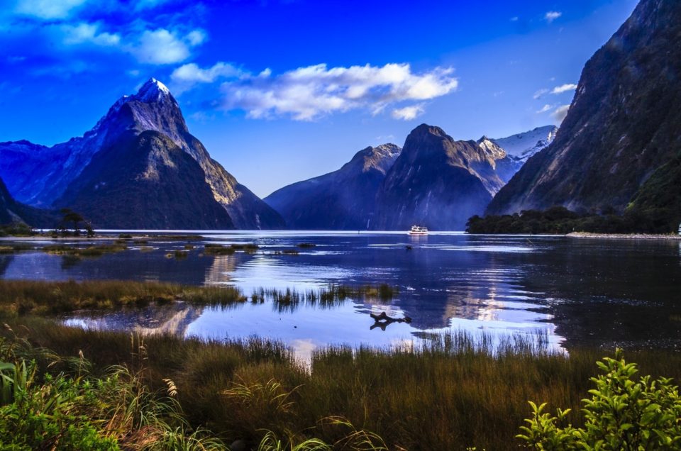 5-of-the-best-adventure-activities-in-new-zealand-sri-sutra-travel